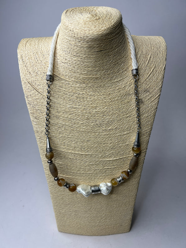 Collana azul 4