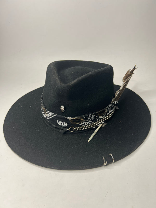 Plume black