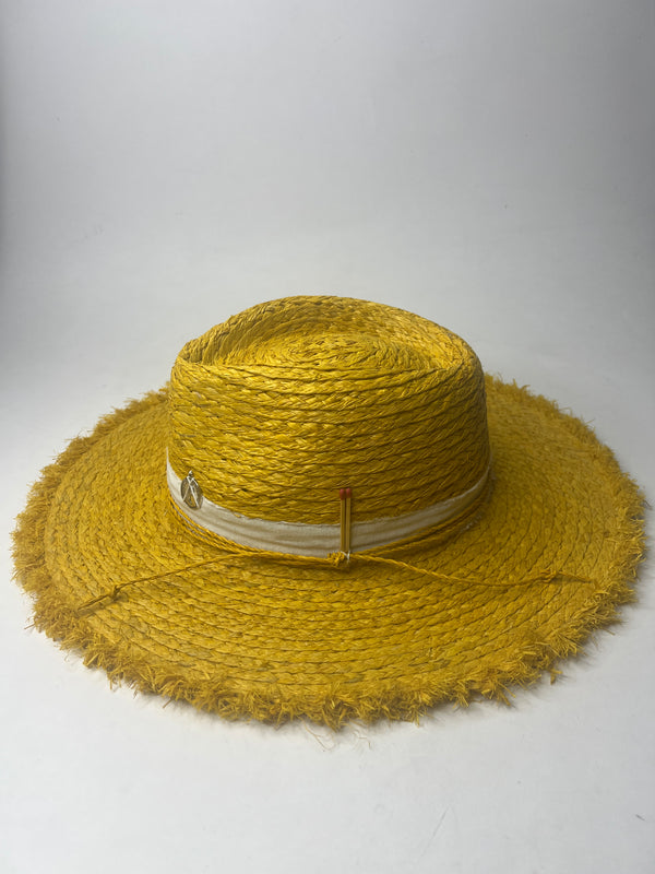 Classy raffia yellow
