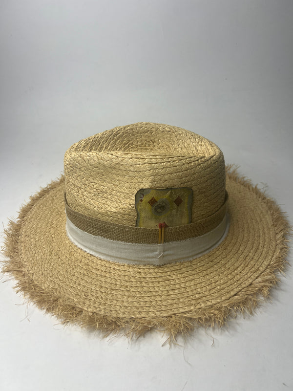 Classy raffia beige